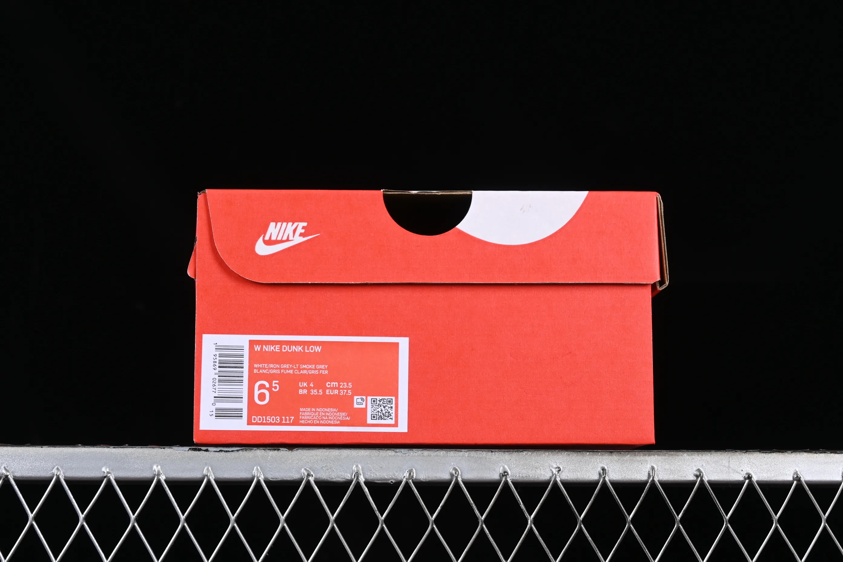 All Categories Nk SB Dunk Series Nk SB Dunk Low Low-top Sneakers Nk Dunk Low Sweetheart Hot Girl Valentine's Day Black Pink SB Strap Low-top Casual Sneakers DD1503-117